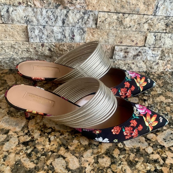 Aquazzura
Rendez Vous floral pumps - Picture 2 of 7